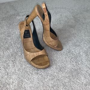 Di Sandro Authentic Tan Quilted Leather Pattern Open Toe Slingback Heels